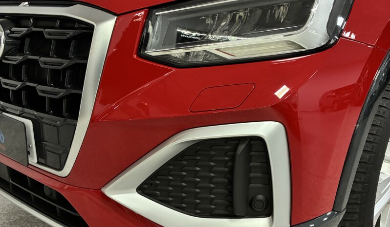 
								Audi Q2 30tdi Advanced 116CV full									