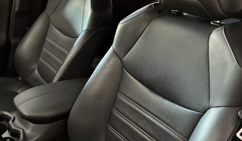 
								Toyota RAV4 2.5L Advanced Plus 225H full									