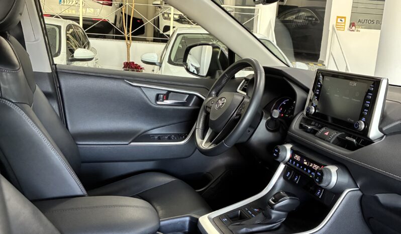 
								Toyota RAV4 2.5L Advanced Plus 225H full									