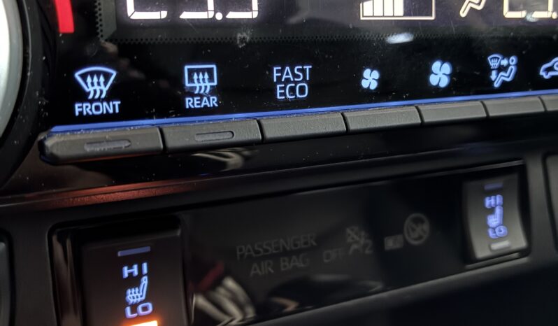 
								Toyota RAV4 2.5L Advanced Plus 225H full									