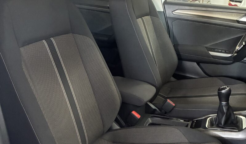 
								VOLKSWAGEN T-ROC 1.6TDI ADVANCED 115CV full									