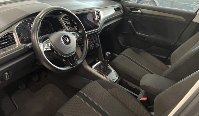 
								VOLKSWAGEN T-ROC 1.6TDI ADVANCED 115CV full									