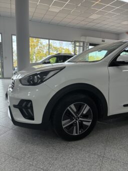 
										KIA NIRO 1.6 GDI DRIVE 141CV full									