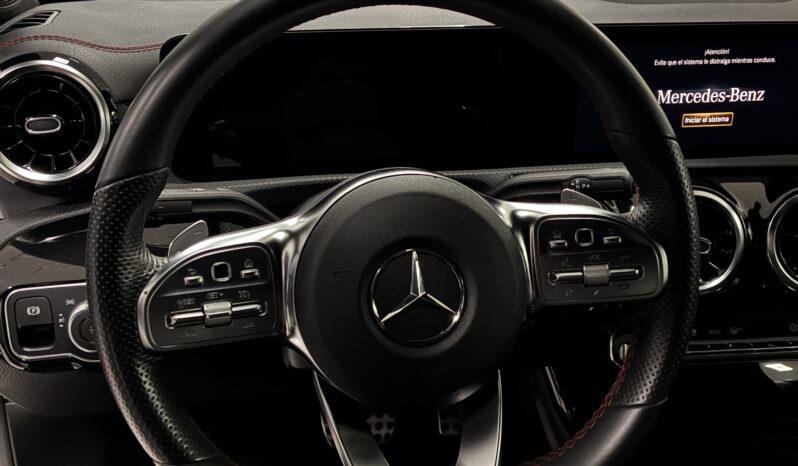 
								Mercedes CLA COUPÉ 200D DCT full									