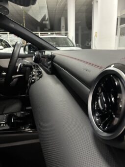 
										Mercedes CLA COUPÉ 200D DCT full									