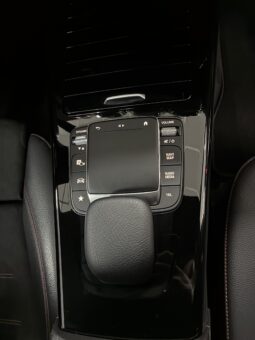 
										Mercedes CLA COUPÉ 200D DCT full									