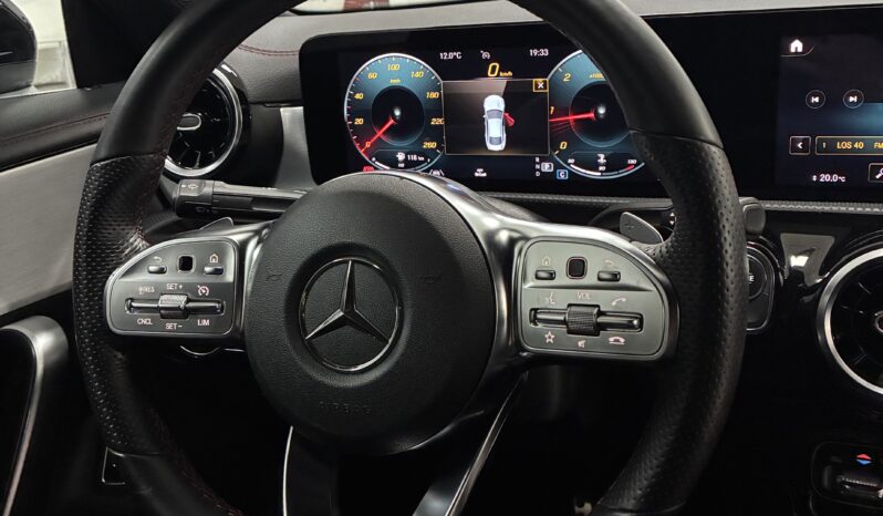 
								Mercedes CLA COUPÉ 200D DCT full									