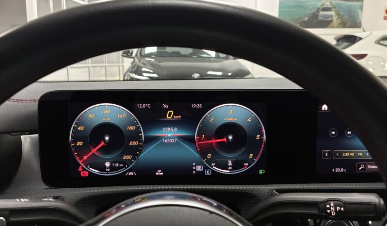 
								Mercedes CLA COUPÉ 200D DCT full									