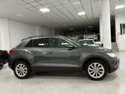 
										VOLKSWAGEN T-ROC 2.0TDI LIFE 115CV full									