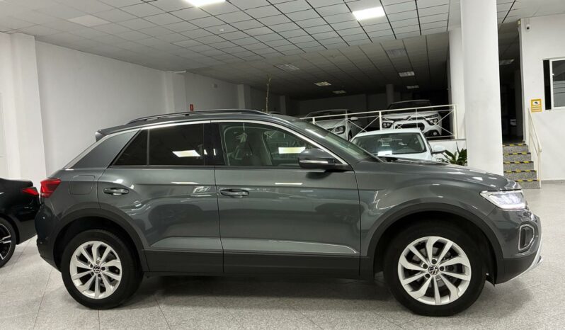 
								VOLKSWAGEN T-ROC 2.0TDI LIFE 115CV full									