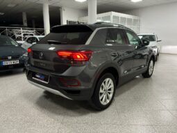 
										VOLKSWAGEN T-ROC 2.0TDI LIFE 115CV full									