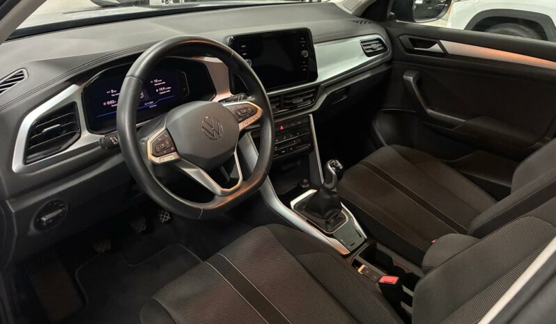 
								VOLKSWAGEN T-ROC 2.0TDI LIFE 115CV full									