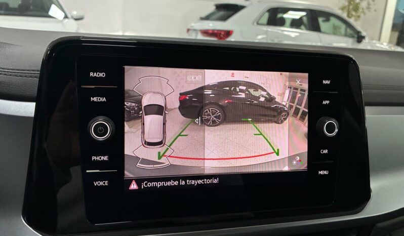 
								VOLKSWAGEN T-ROC 2.0TDI LIFE 115CV full									