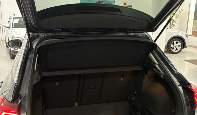 
								VOLKSWAGEN T-ROC 2.0TDI LIFE 115CV full									