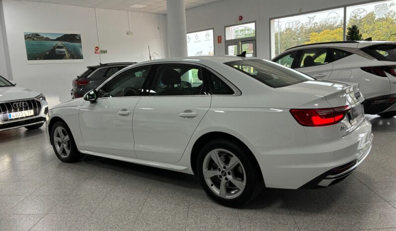 
								Audi A4 30TDI Advanced STRONIC full									