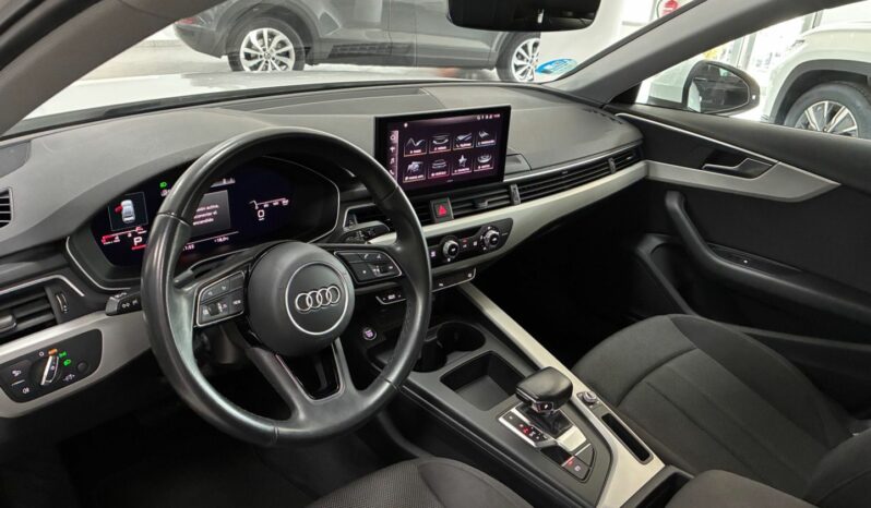 
								Audi A4 30TDI Advanced STRONIC full									