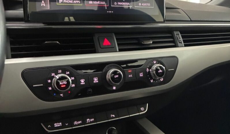 
								Audi A4 30TDI Advanced STRONIC full									