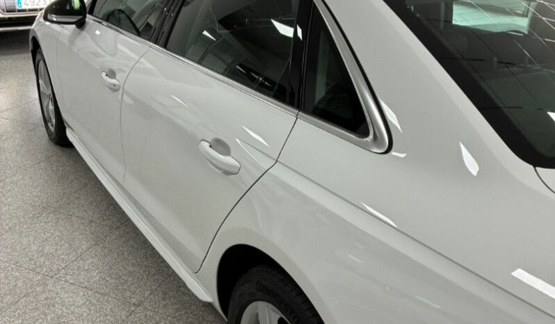 
								Audi A4 30TDI Advanced STRONIC full									