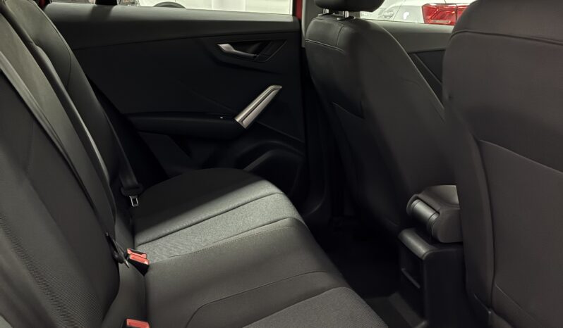 
								Audi Q2 TDI Advanced 116CV full									