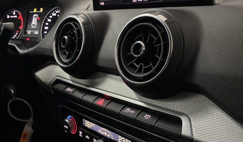 
								Audi Q2 TDI Advanced 116CV full									