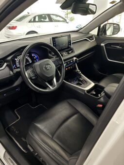 
										Toyota RAV4 2.5L 225H ADVACED PLUS full									