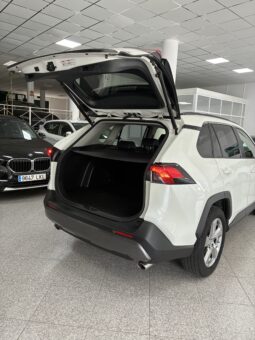 
										Toyota RAV4 2.5L 225H ADVACED PLUS full									