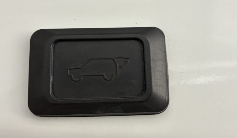 
								Toyota RAV4 2.5L 225H ADVACED PLUS full									