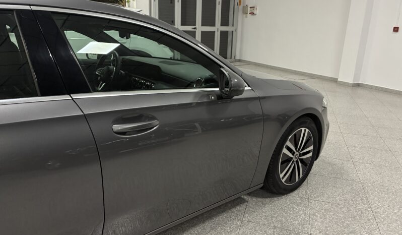 
								Mercedes Clase A 200D full									