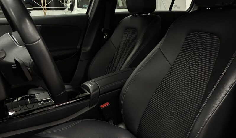 
								Mercedes Clase A 200D full									