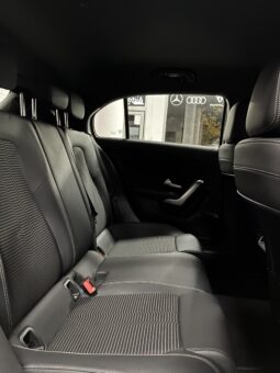 
										Mercedes Clase A 200D full									