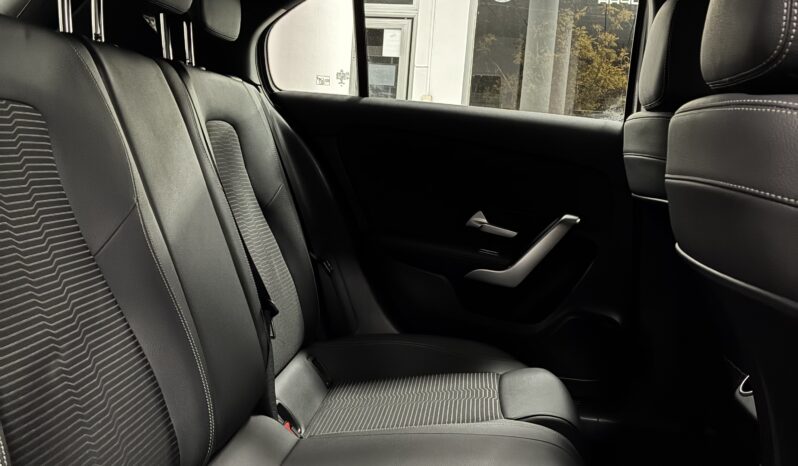 
								Mercedes Clase A 200D full									