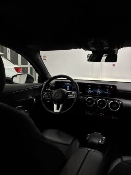 
										Mercedes Clase A 200D full									