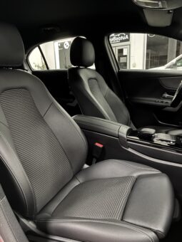 
										Mercedes Clase A 200D full									