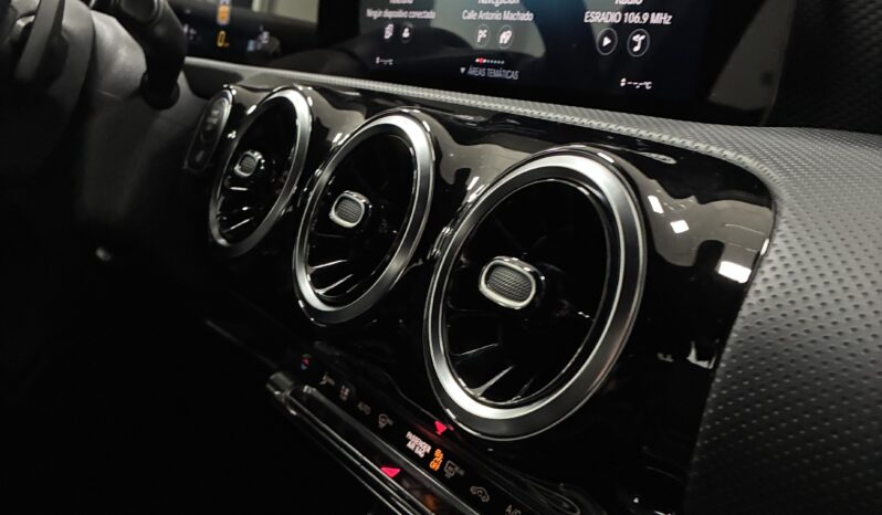 
								Mercedes Clase A 200D full									