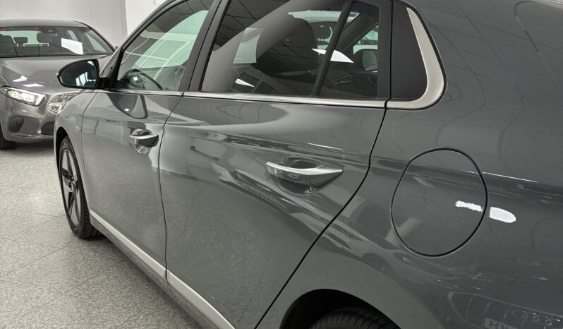 
								Hyundai Ioniq 1.6 GDI TECNO HEV full									