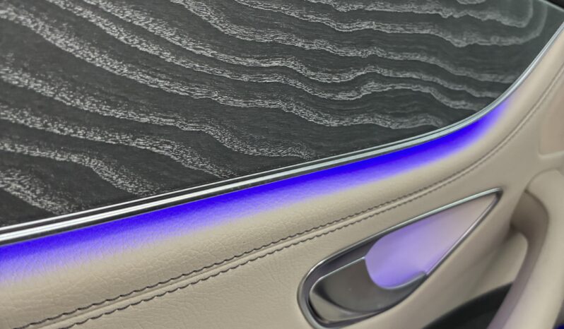 
								Mercedes CLS350 full									