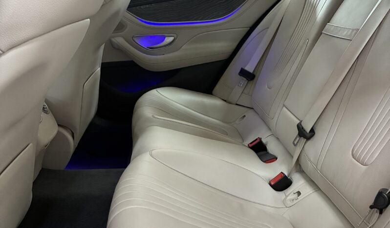 
								Mercedes CLS350 full									