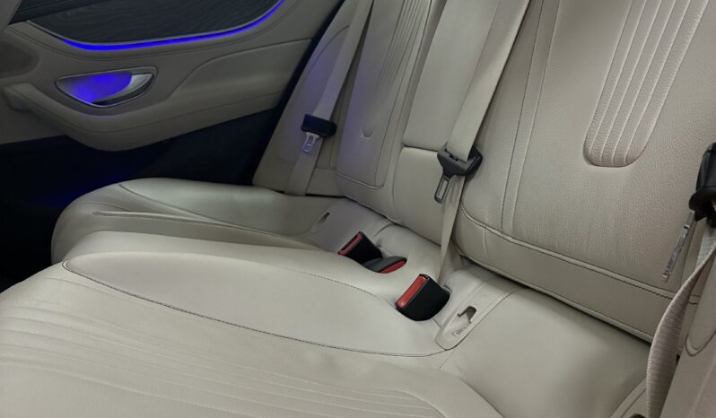 
								Mercedes CLS350 full									