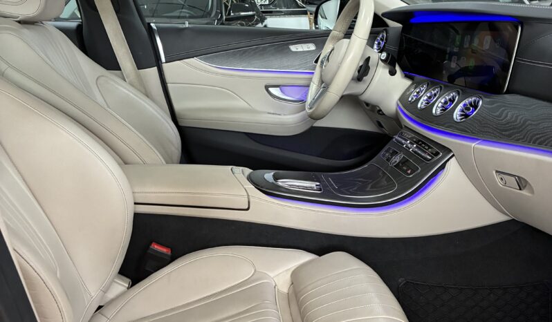 
								Mercedes CLS350 full									