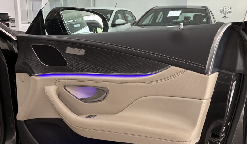 
								Mercedes CLS350 full									