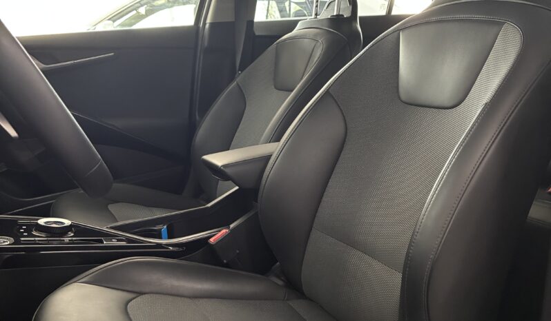 
								KIA NIRO 1.6 TGDI DRIVE 141CV full									