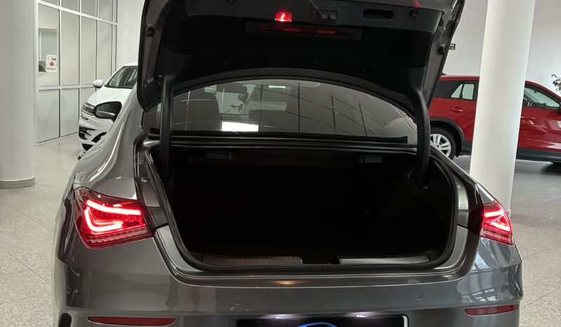 
								Mercedes CLA 200D AMG LINE DCT full									