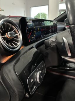 
										Mercedes CLA 200D AMG LINE DCT full									