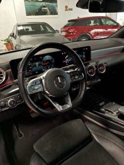 
										Mercedes CLA 200D AMG LINE DCT full									