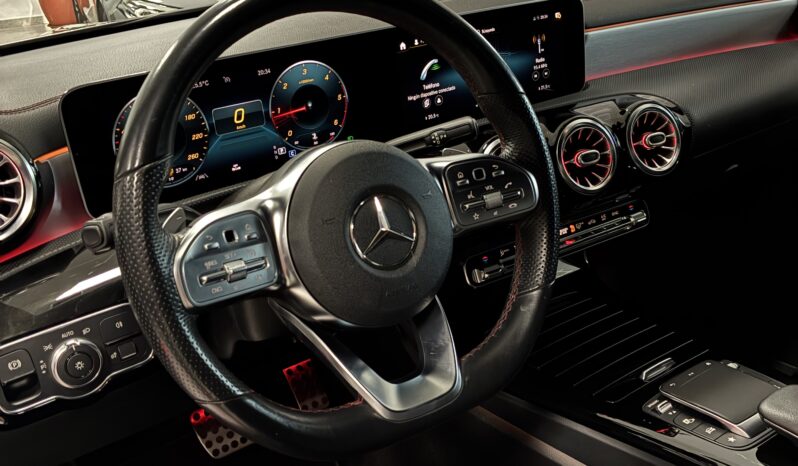 
								Mercedes CLA 200D AMG LINE DCT full									