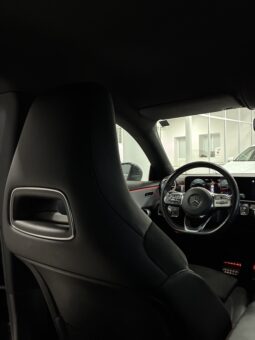 
										Mercedes CLA 200D AMG LINE DCT full									