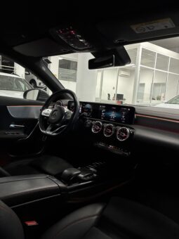 
										Mercedes CLA 200D AMG LINE DCT full									
