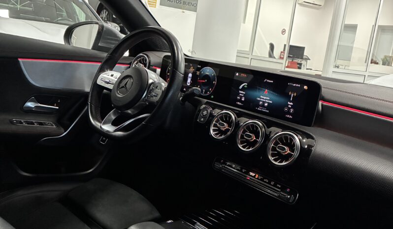 
								Mercedes CLA 200D AMG LINE DCT full									