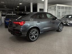 
										Audi Q3 Sportback 35TDI Black Line 150CV STRONIC full									