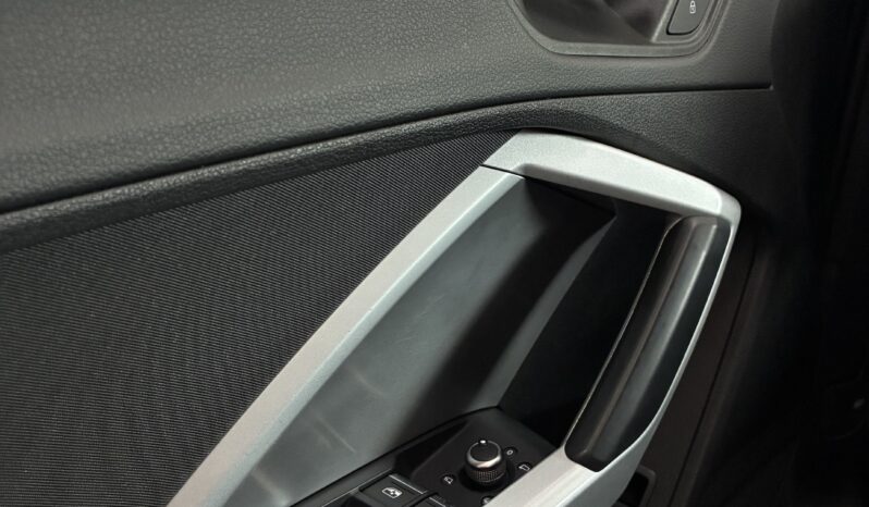 
								Audi Q3 Sportback 35TDI Black Line 150CV STRONIC full									